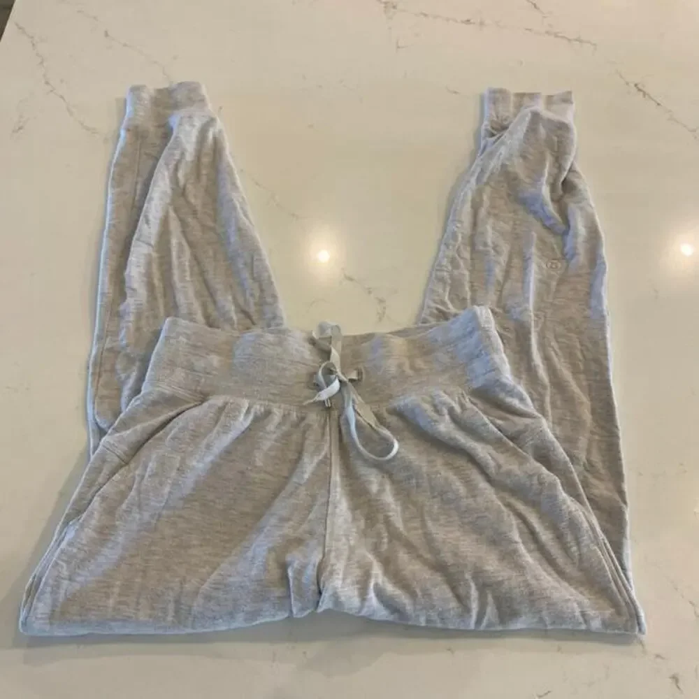 Lululemon Warm Down Joggers Soft‎ Touch Heathered Core Ultra Light Grey Size 2